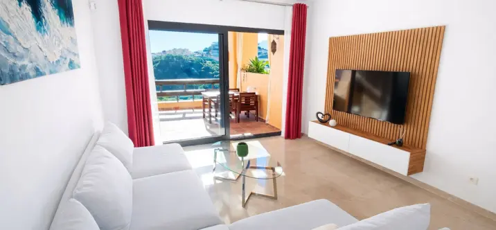 Долгосрочная аренда апартаментов на среднем этаже в Manilva 4