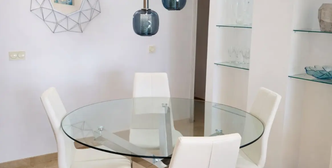 Долгосрочная аренда апартаментов на среднем этаже в Manilva 9