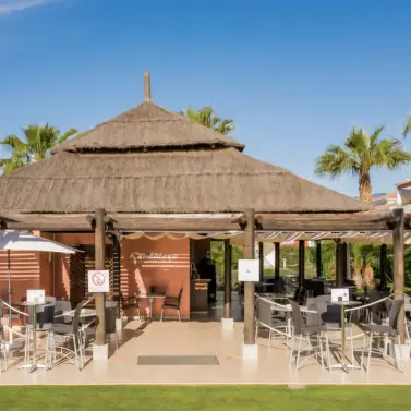 Долгосрочная аренда апартаментов на первом этаже в Estepona