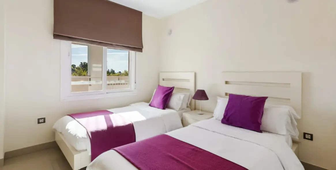 Long-term rent of ground floor apartment in Estepona 11