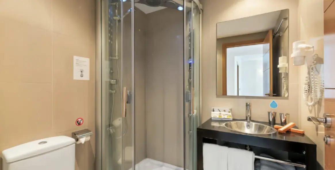 Long-term rent of ground floor apartment in Estepona 12