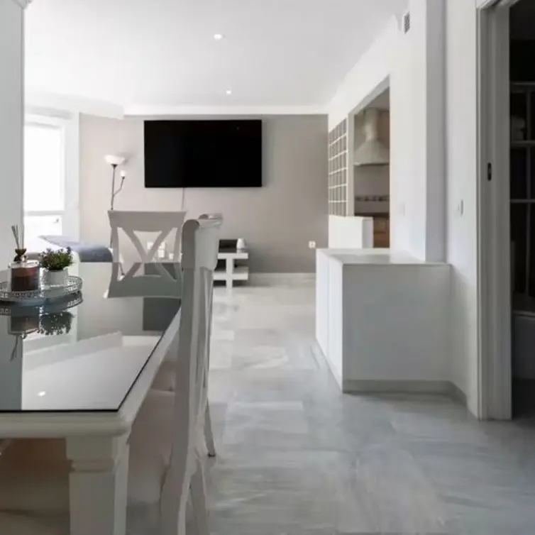 Продажа апартаментов на среднем этаже в Marbella