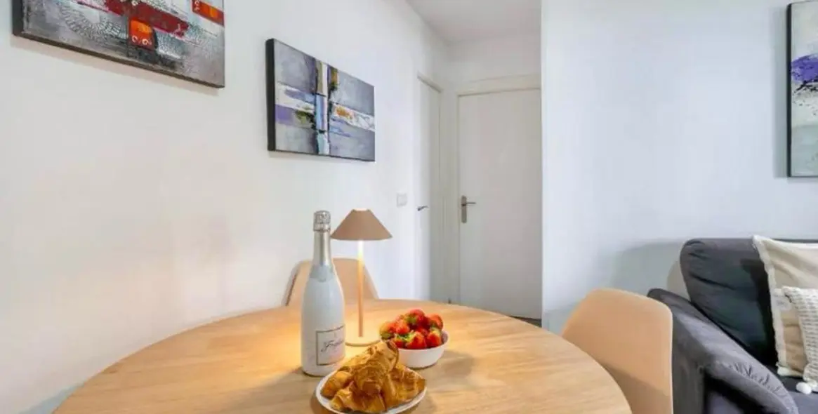 Sale of ground floor apartment in Marbella 25