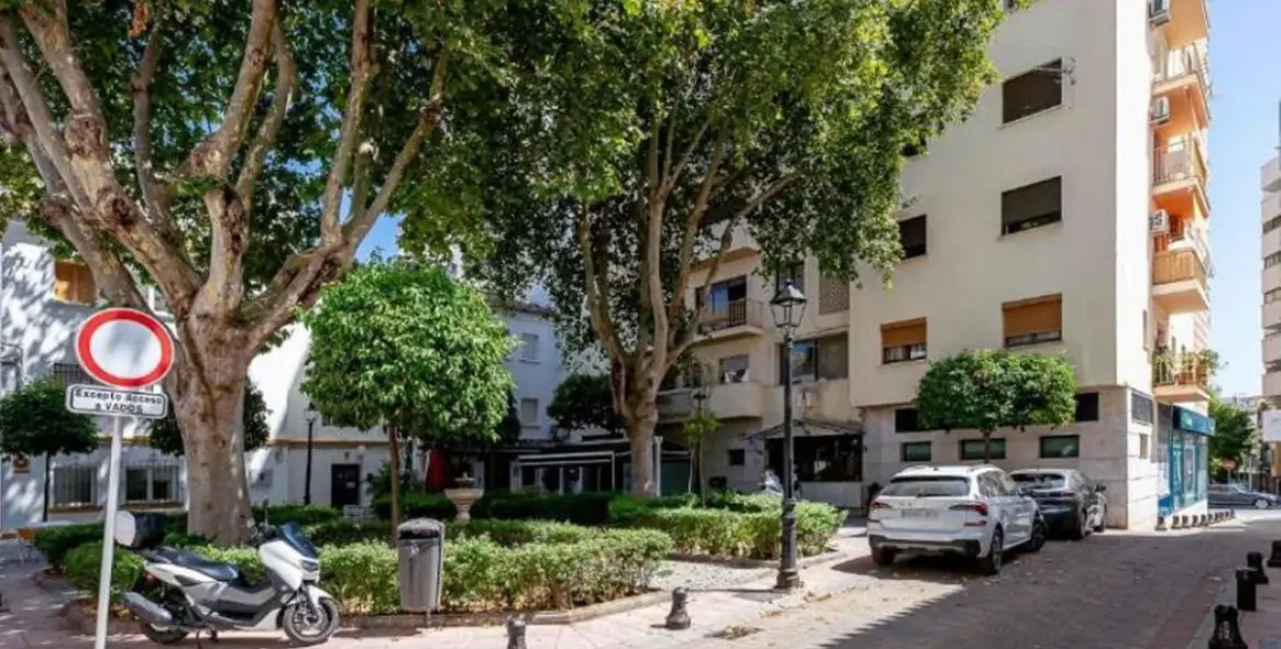 Sale of ground floor apartment in Marbella 34