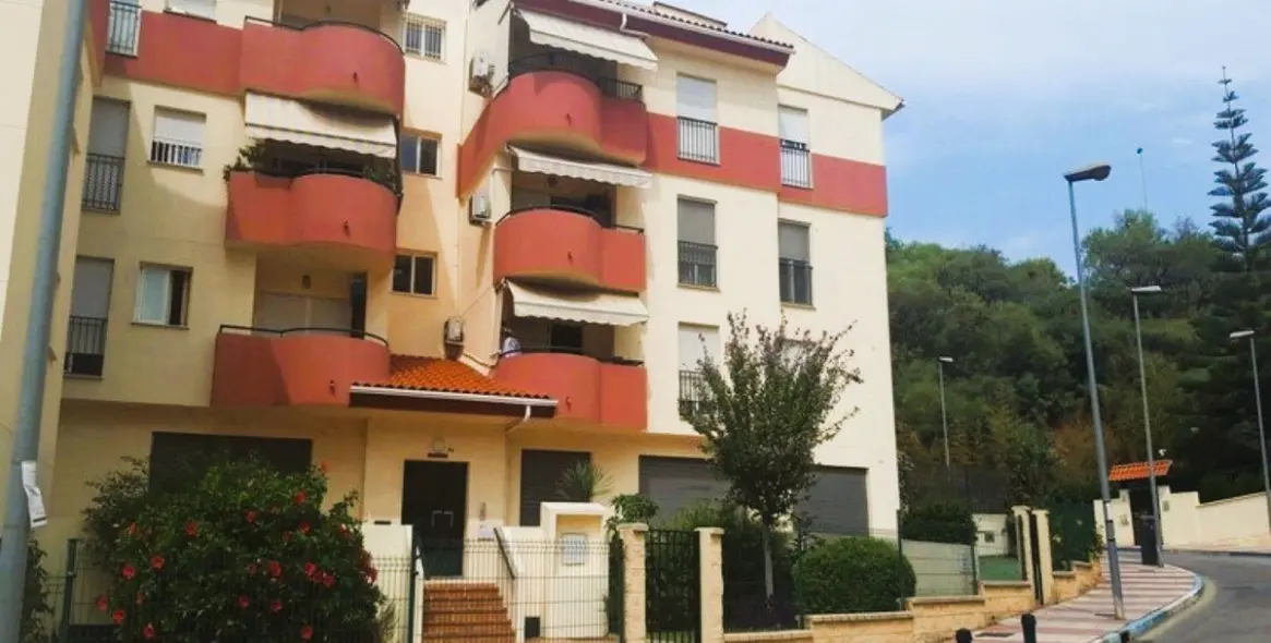 Продажа апартаментов на среднем этаже в Marbella 1