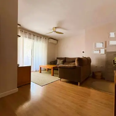 Продажа апартаментов на среднем этаже в Marbella