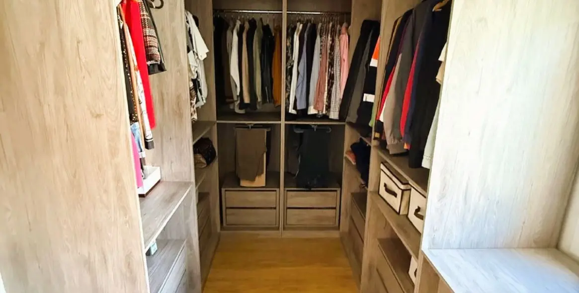 Продажа апартаментов на среднем этаже в Marbella 10