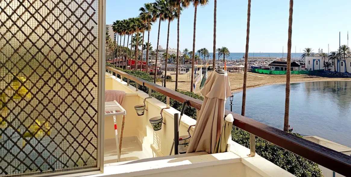 Sale of middle floor apartment in Marbella 9