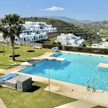 Продажа апартаментов на первом этаже в La Cala de Mijas