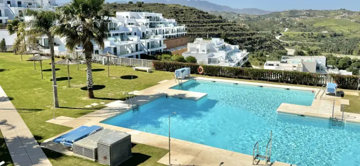 Продажа апартаментов на первом этаже в La Cala de Mijas 0