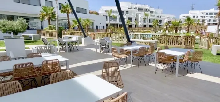 Продажа апартаментов на первом этаже в La Cala de Mijas 1