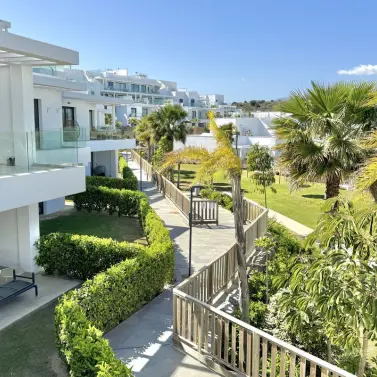 Продажа апартаментов на первом этаже в La Cala de Mijas