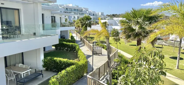 Продажа апартаментов на первом этаже в La Cala de Mijas 3