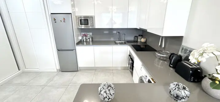 Продажа апартаментов на первом этаже в La Cala de Mijas 4