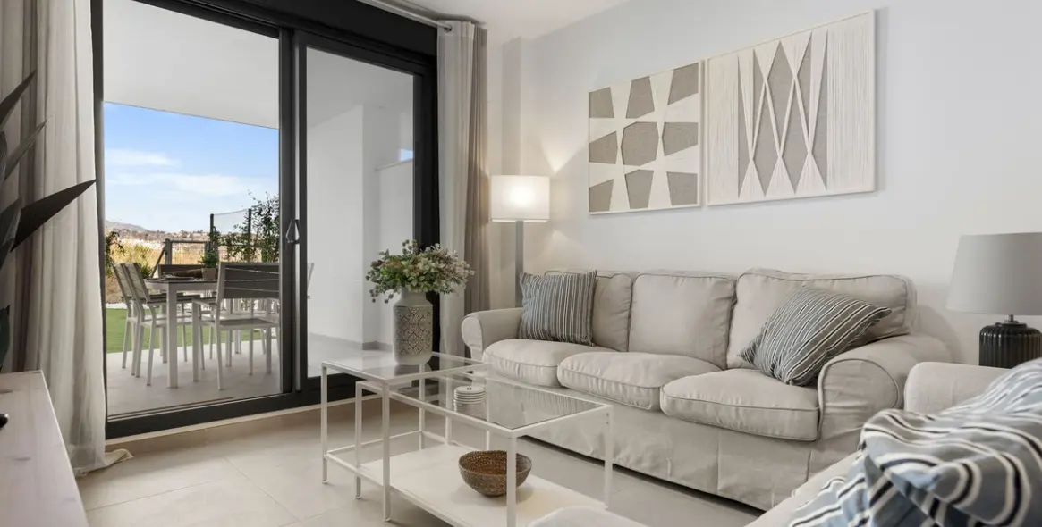 Продажа апартаментов на первом этаже в Calanova Golf 5