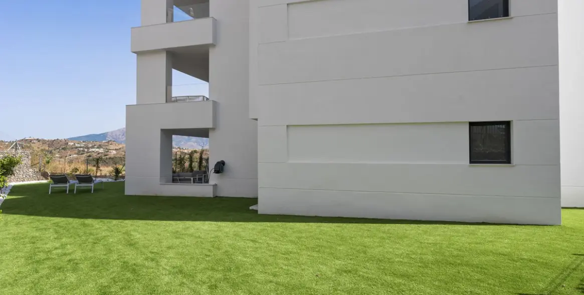 Продажа апартаментов на первом этаже в Calanova Golf 19