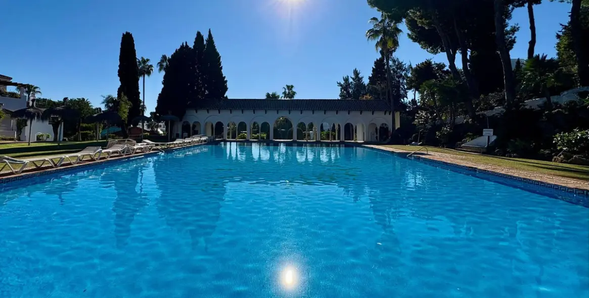 Продажа апартаментов на первом этаже в Marbella 1