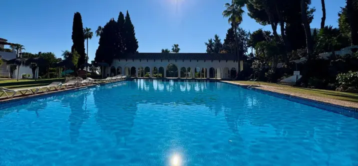 Sale of ground floor apartment in Marbella 0