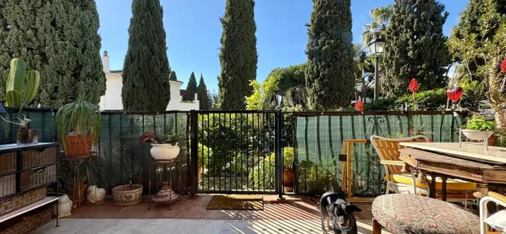 Sale of ground floor apartment in Marbella 2