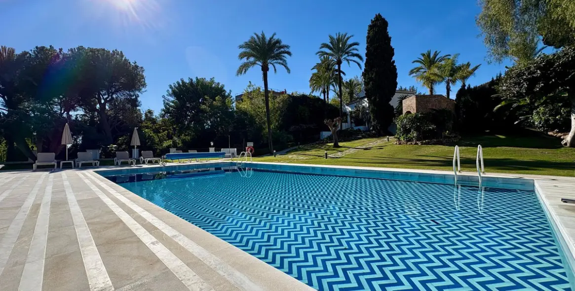 Sale of ground floor apartment in Marbella 24