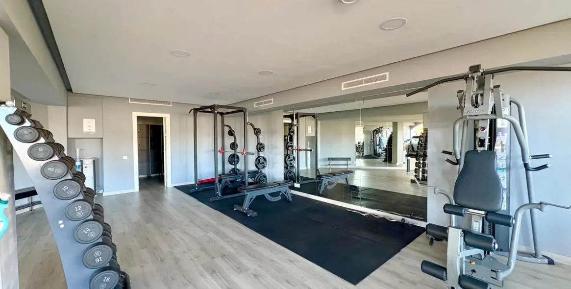 Sale of ground floor apartment in Marbella 30