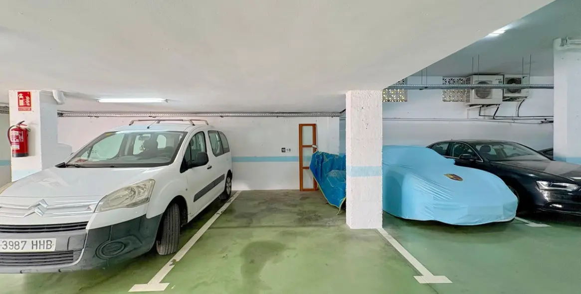 Sale of ground floor apartment in Marbella 33