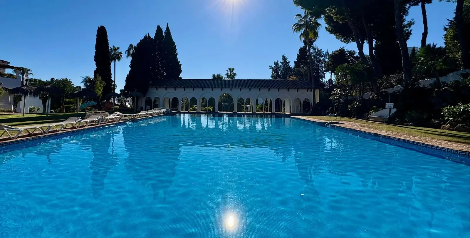 Sale of ground floor apartment in Marbella 1