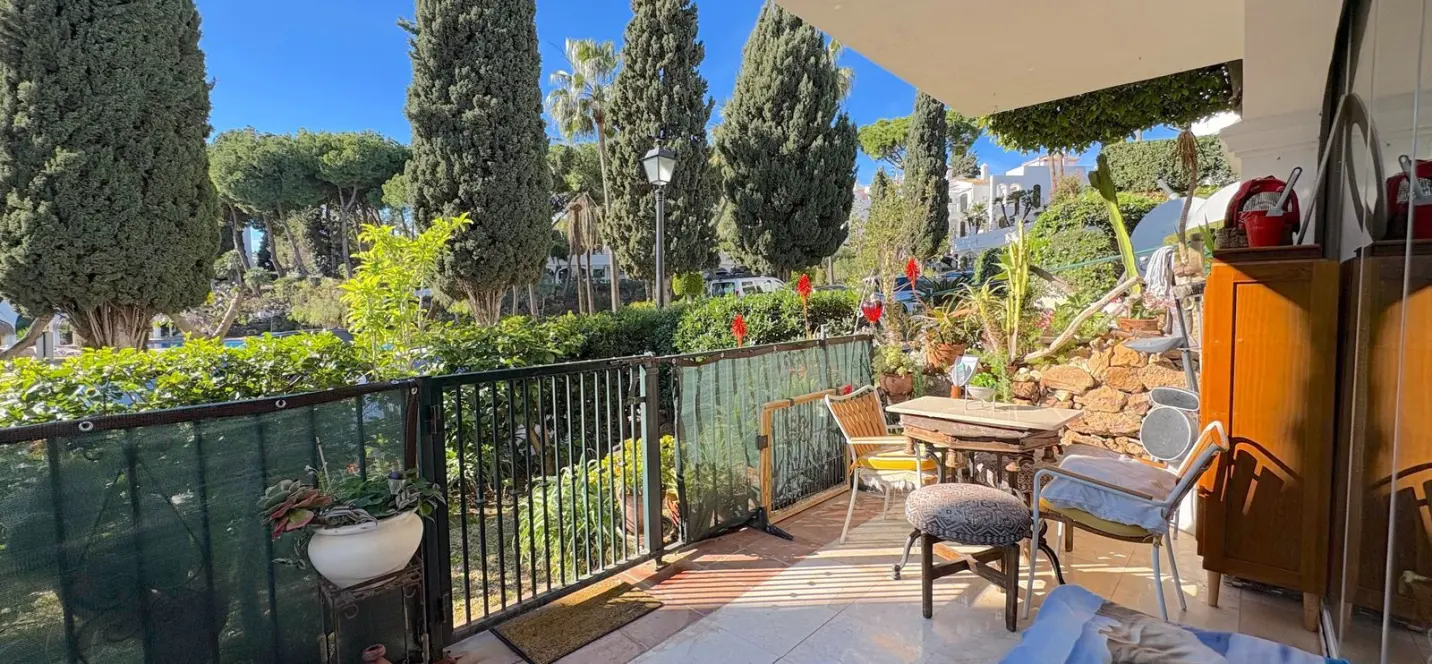Venta de apartamento en planta baja en Marbella 1