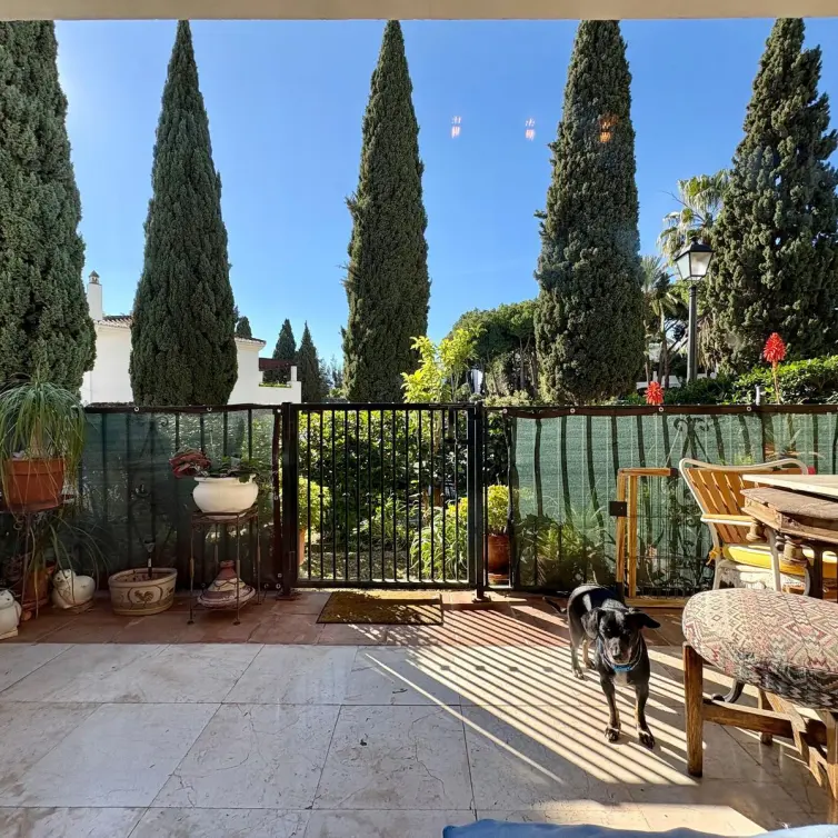 Venta de apartamento en planta baja en Marbella