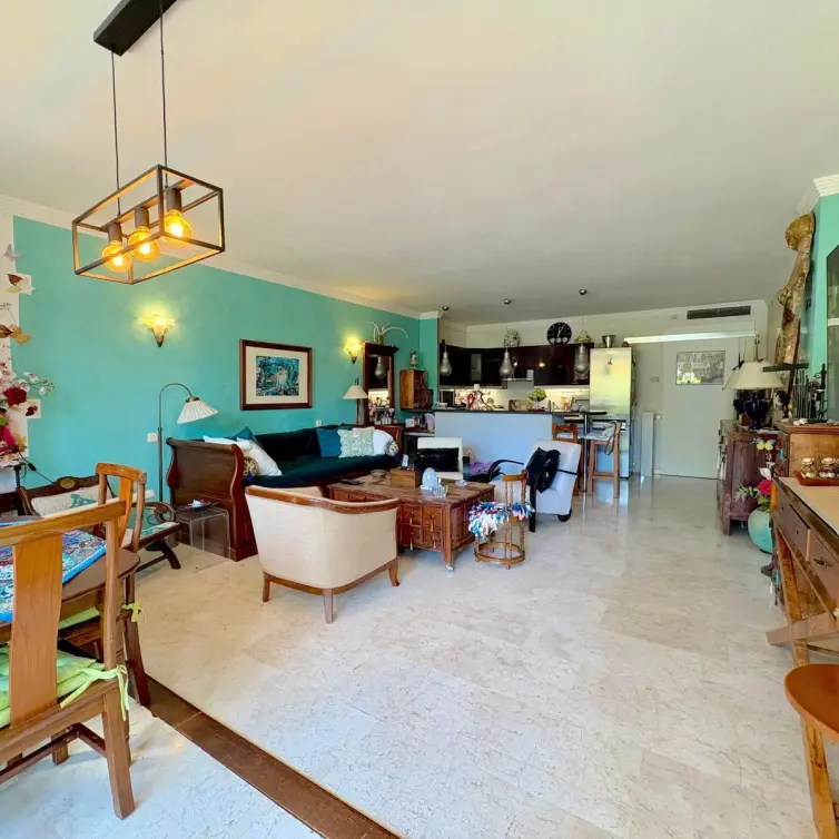 Venta de apartamento en planta baja en Marbella