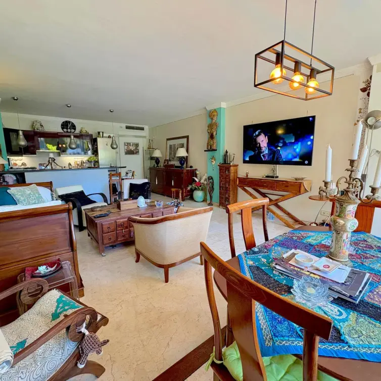 Venta de apartamento en planta baja en Marbella