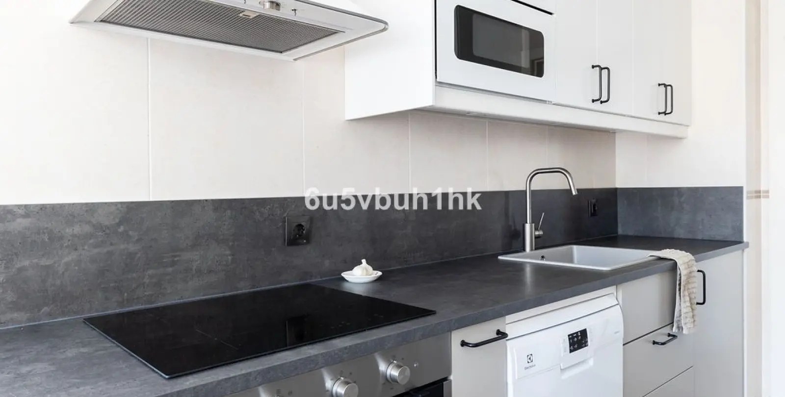 Sale of penthouse in Torrequebrada 10