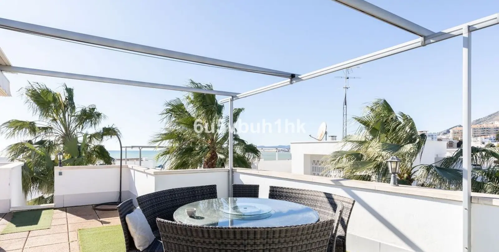 Sale of penthouse in Torrequebrada 18