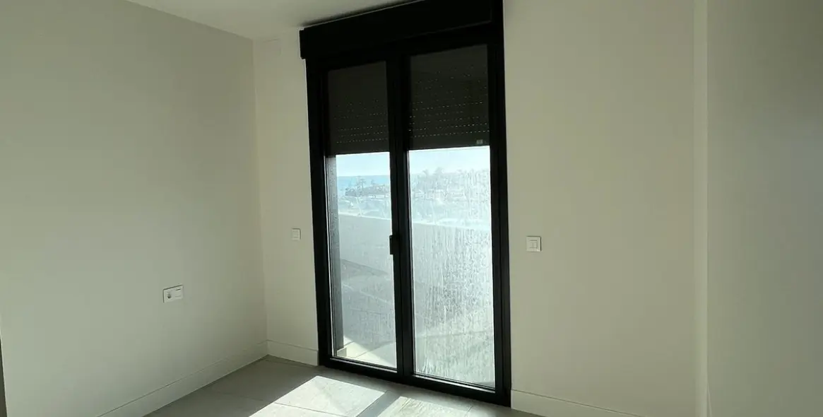 Продажа апартаментов на среднем этаже в Torremolinos 27