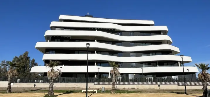 Venta de apartamento en planta media en Torremolinos 4