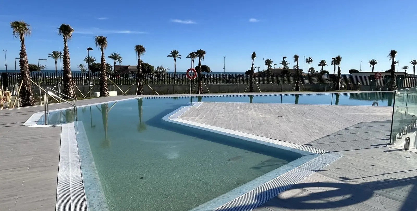 Sale of middle floor apartment in Torremolinos 3