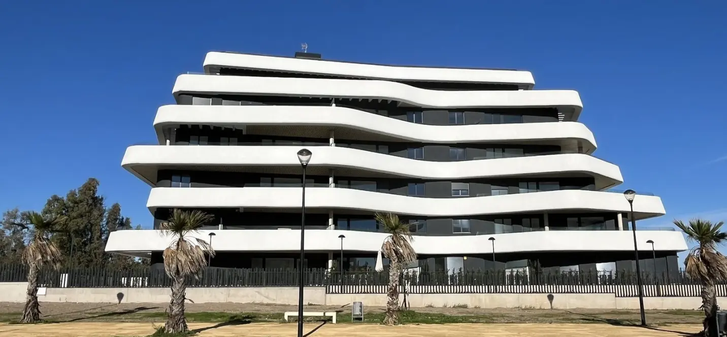 Sale of middle floor apartment in Torremolinos 4