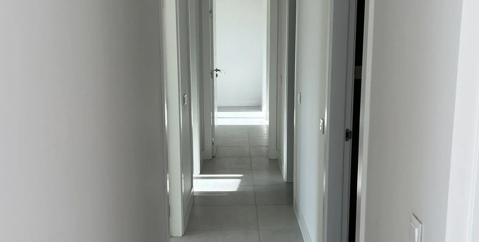 Sale of middle floor apartment in Torremolinos 23