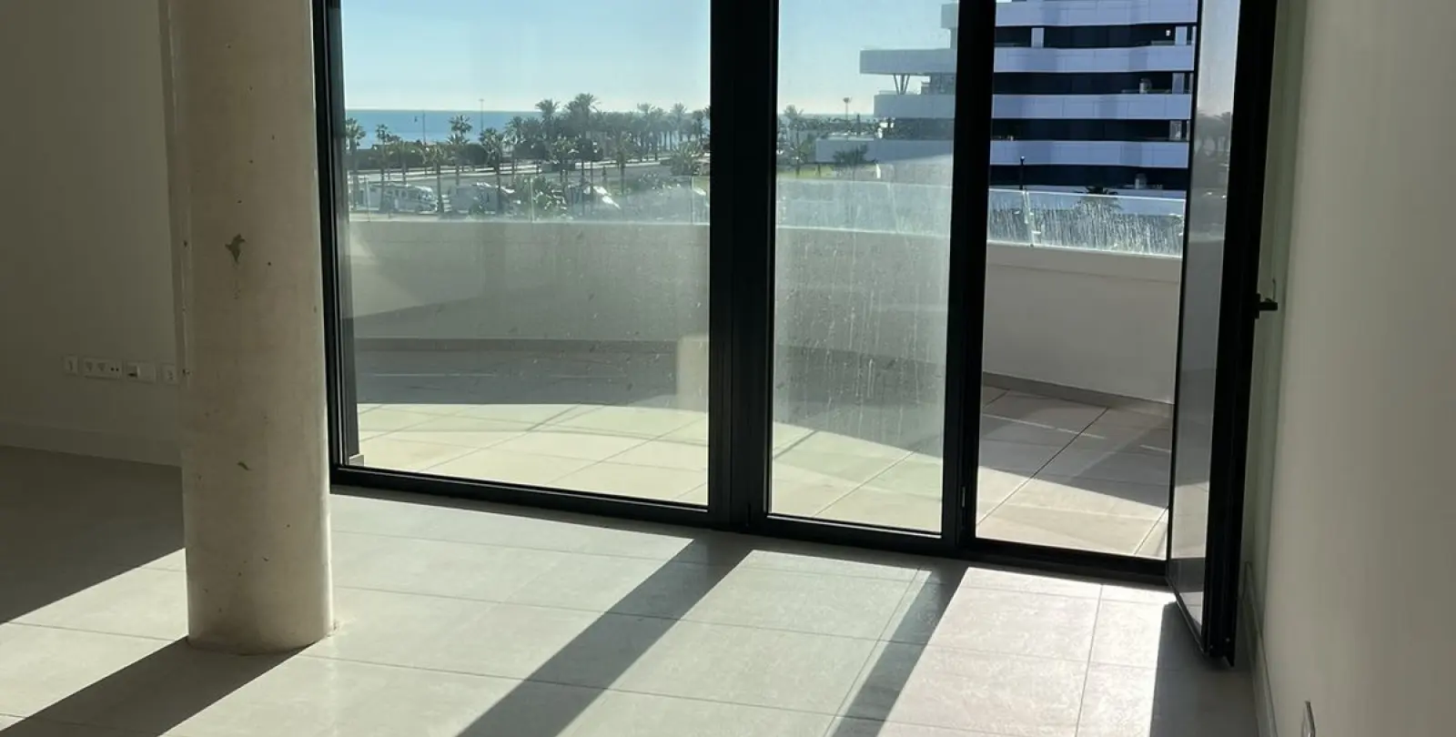 Sale of middle floor apartment in Torremolinos 24