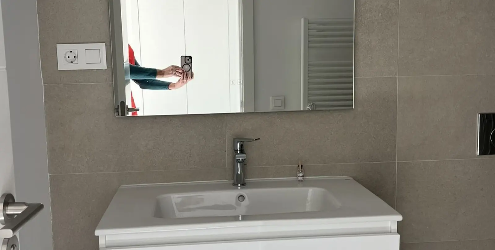 Sale of middle floor apartment in Torremolinos 33