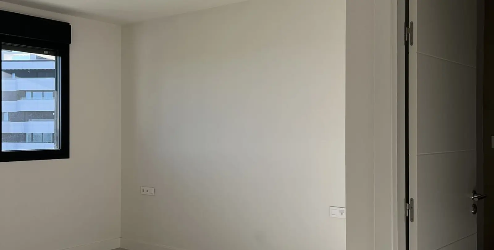 Sale of middle floor apartment in Torremolinos 35