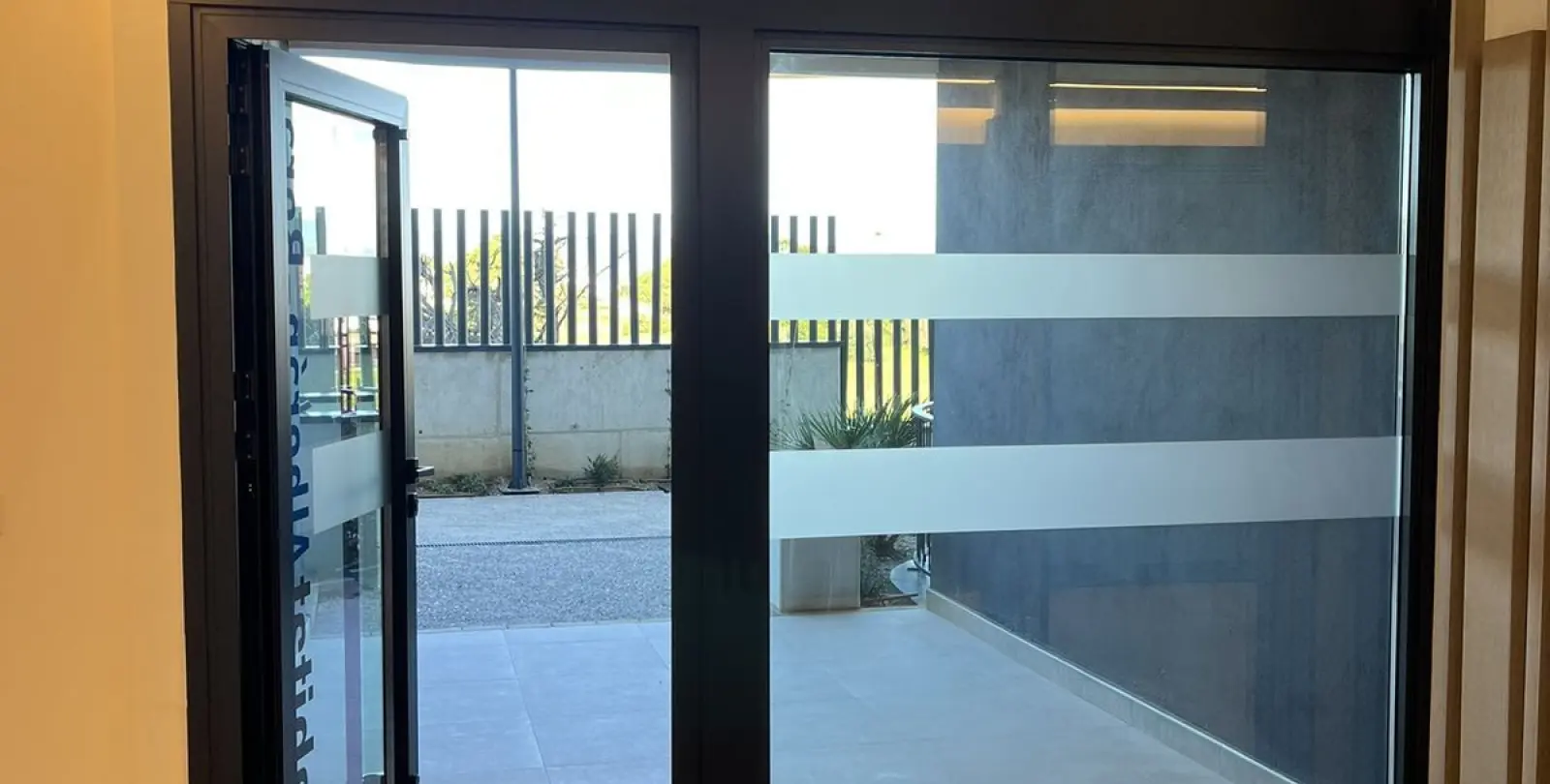 Sale of middle floor apartment in Torremolinos 52