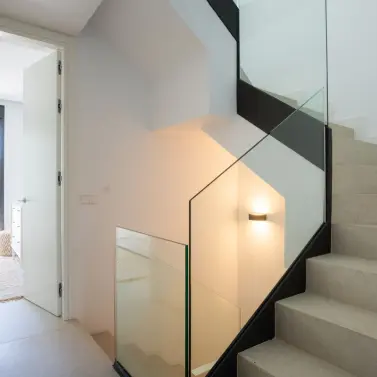 Краткосрочная аренда дома на две семьи в Elviria