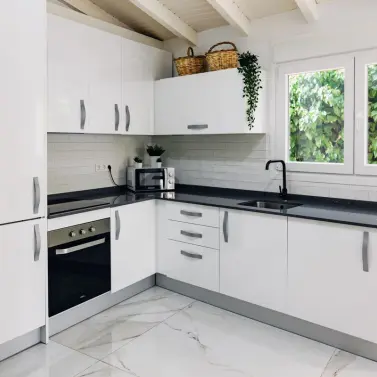 Продажа апартаментов на первом этаже в Benalmadena