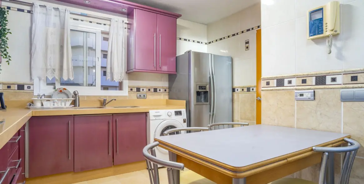 Sale of penthouse duplex in Fuengirola 14