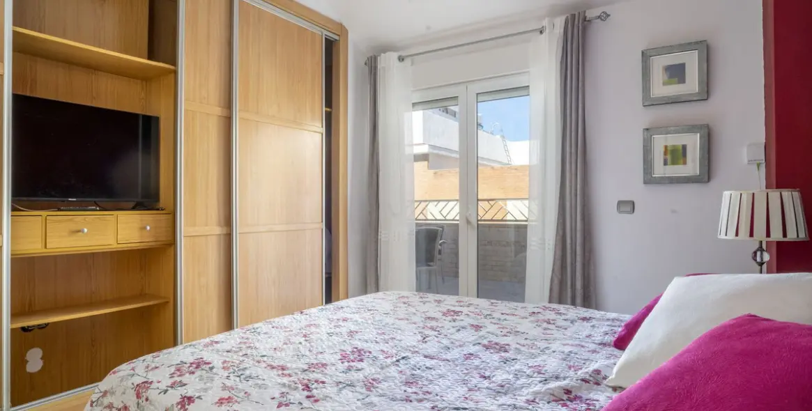 Sale of penthouse duplex in Fuengirola 19