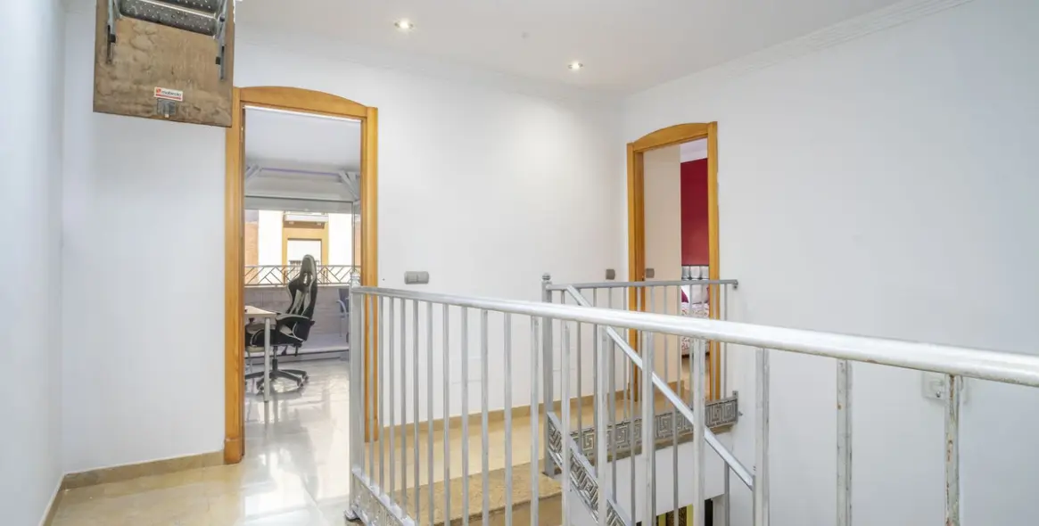 Sale of penthouse duplex in Fuengirola 36