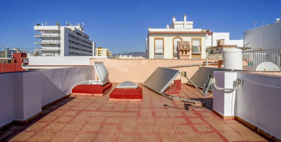 Sale of penthouse duplex in Fuengirola 37