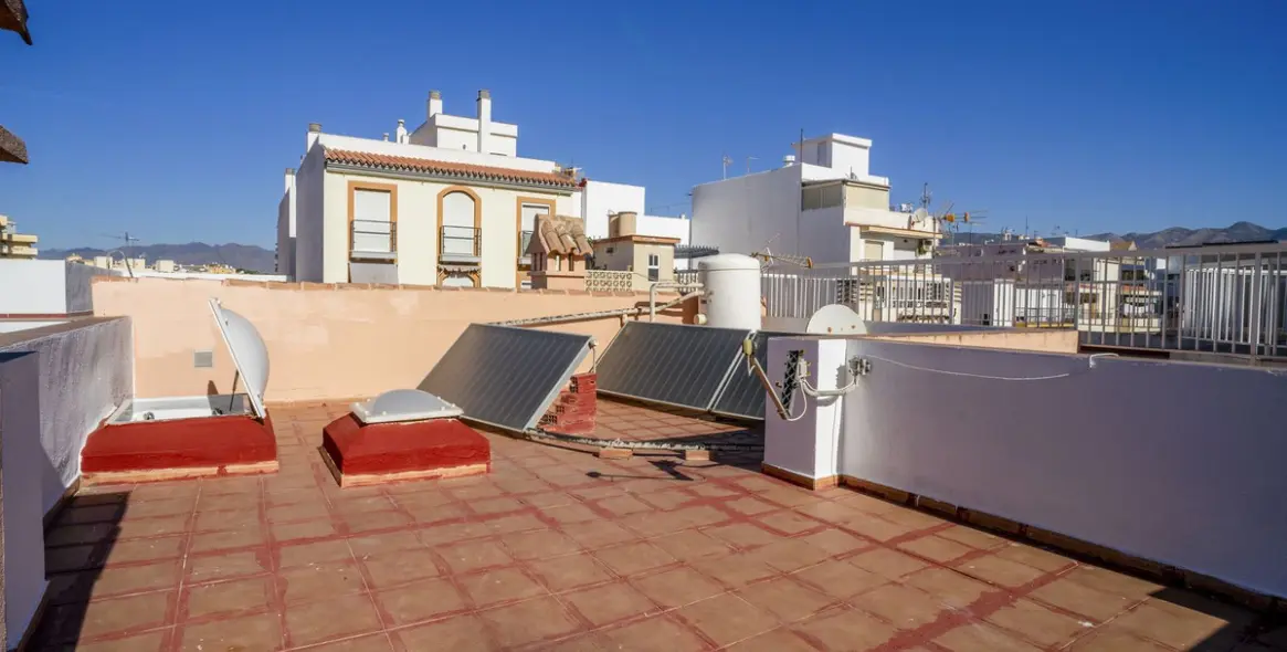 Sale of penthouse duplex in Fuengirola 38