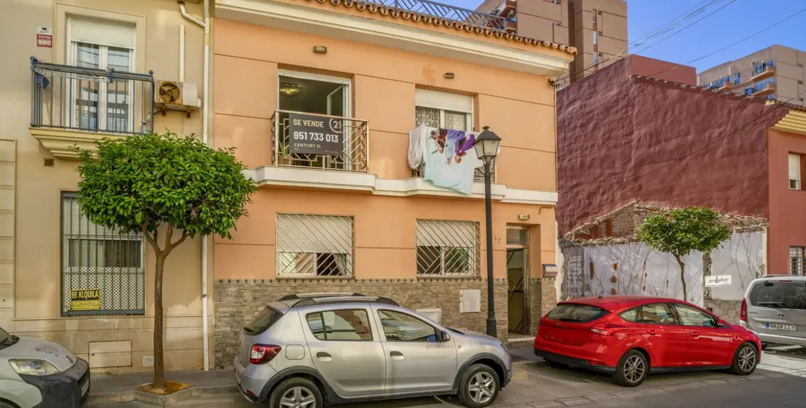 Sale of penthouse duplex in Fuengirola 41